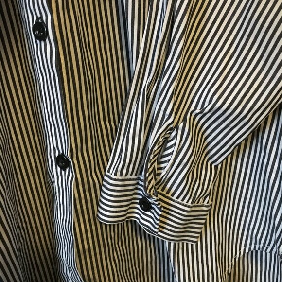 Long Drop Tail Hem B&W Burtonesque Vertical Pinstripe Button Down Shirt - Picture 5 of 15
